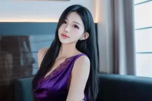 陪睡陪玩已过时！又一女星自曝潜规则当众被强吻、伸手进裤子