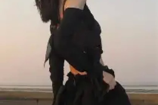 67岁香港富商与网红婚外情九年女方五年生了四胎原配毫不知情