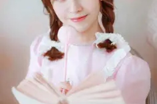 吴佳妮16岁儿子似韩国明星金发高个超帅母子简直像姐弟！